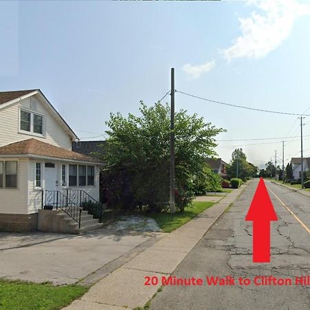 Cozy 3 Bedroom Downtown Cottage With Complimentary Breakfast Delivered Daily To The Rental Niagara Falls Exterior foto