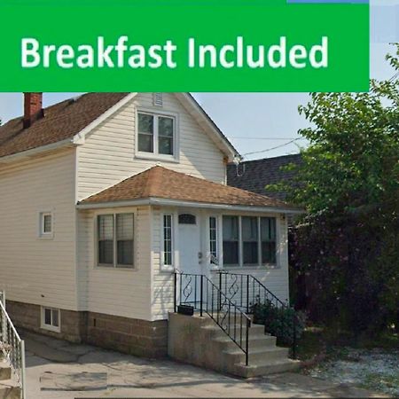 Cozy 3 Bedroom Downtown Cottage With Complimentary Breakfast Delivered Daily To The Rental Niagara Falls Exterior foto